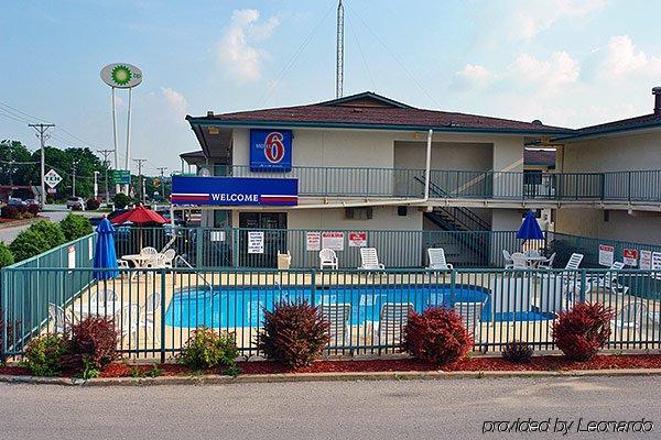 Super 7 Motel Coralville Luaran gambar