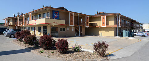 Super 7 Motel Coralville Luaran gambar